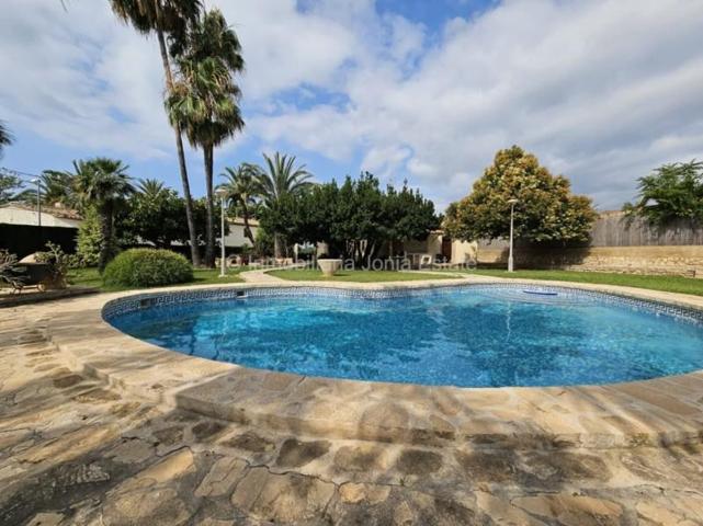 Casa con terreno en venta en Villajoyosa, Partida Ermita de San Antonio photo 0