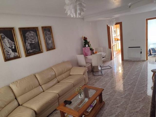 Adosada en venta en Orihuela Costa photo 0