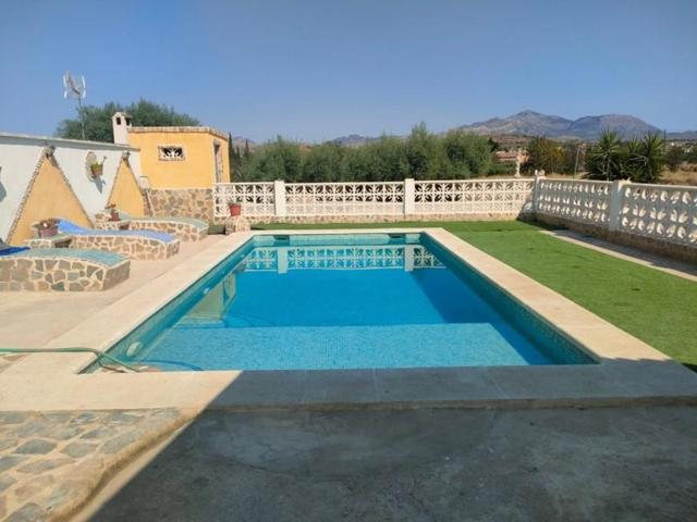 Chalet en venta en San Vicente del Raspeig, PARTIDA CANASTEL photo 0