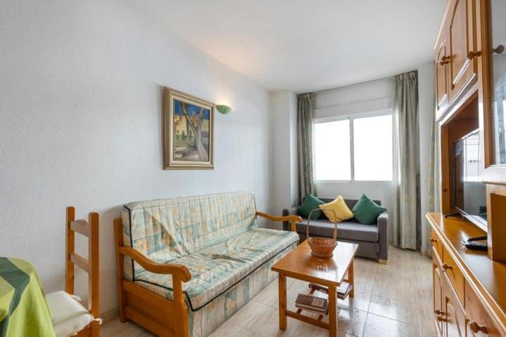 Apartamento en venta en Torrevieja photo 0