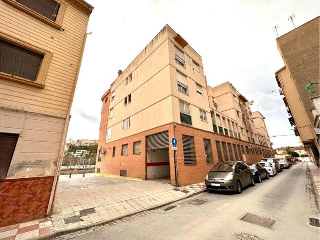 Piso en venta en Granada, Carretera de la sierra photo 0