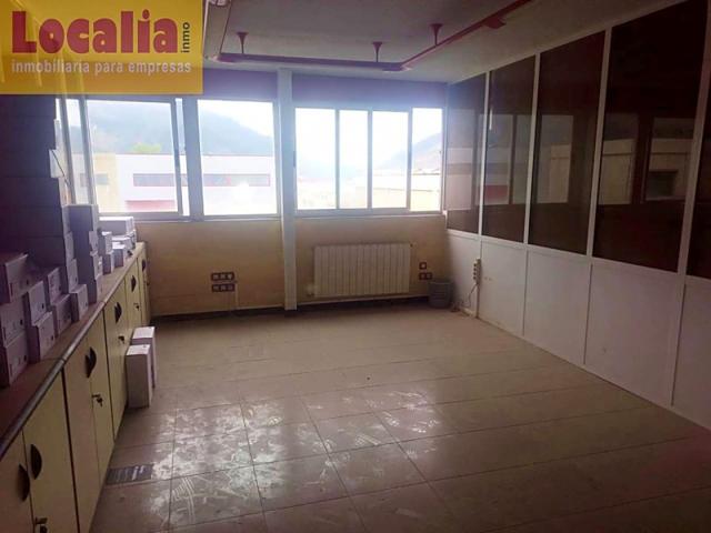 Oficina en alquiler en Los Corrales de Buelna, Calle de Alfonso Álvarez Miranda, 39400 photo 0
