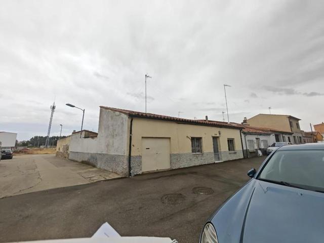 Casa en venta en Zamora, Cabañales photo 0