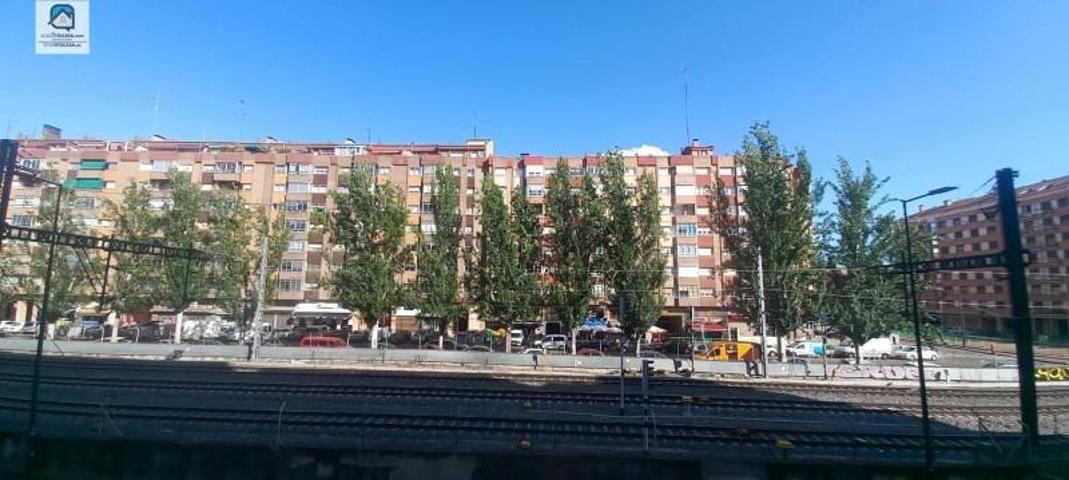 Piso en venta en Valladolid, Circular - Vadillos photo 0