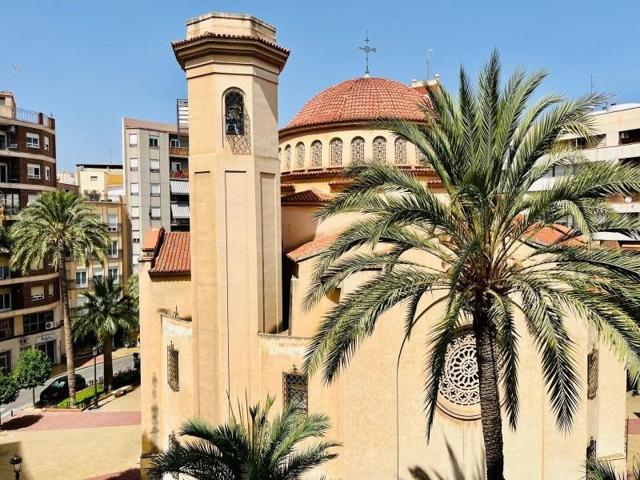 Piso en venta en Elche, Corazon de Jesus photo 0