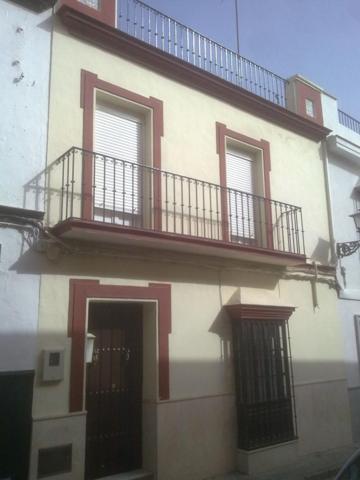 Adosada en venta en Marchena photo 0