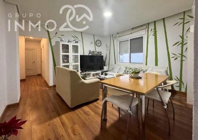 Piso en venta en Valencia, Sant Marcellí photo 0