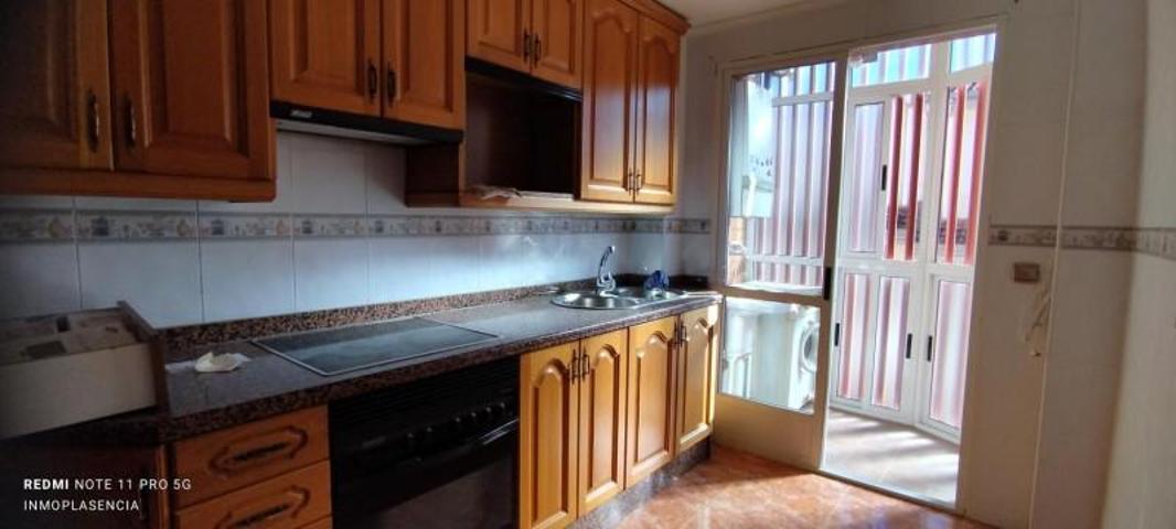 Piso en venta en Plasencia, Calle Juan Bautista de Toledo, 10600 photo 0