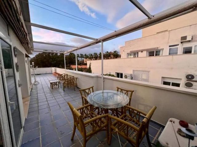 Piso en venta en Marbella, La Campana-Altos del Rodeo photo 0