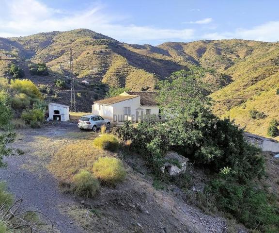 Chalet en venta en Moclinejo, Arroyo granadillas photo 0