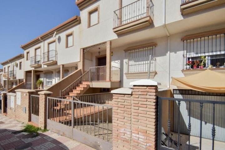 Casa en venta en Illora, Íllora photo 0