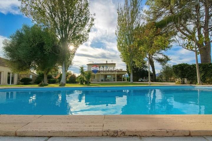 Chalet en venta en Selva photo 0