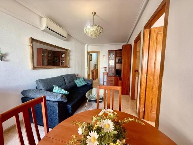 Apartamento en venta en Torrevieja, Playa de los locos photo 0