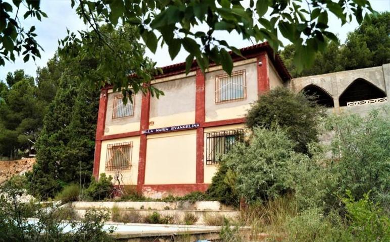 Chalet en venta en Salinas, Comunidad valenciana photo 0