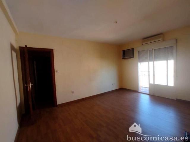 Piso en venta en Linares, Calle Río Genil, 23700 photo 0