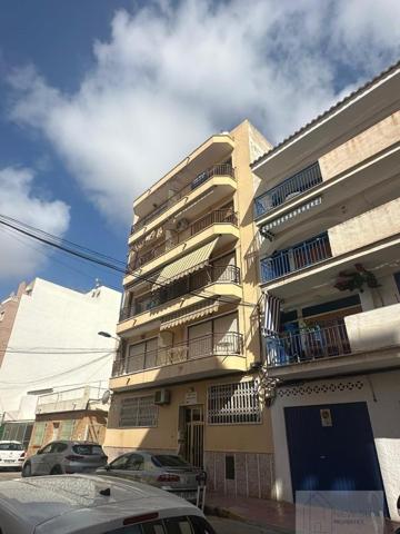 Apartamento en venta en Torrevieja, Torrevieja photo 0