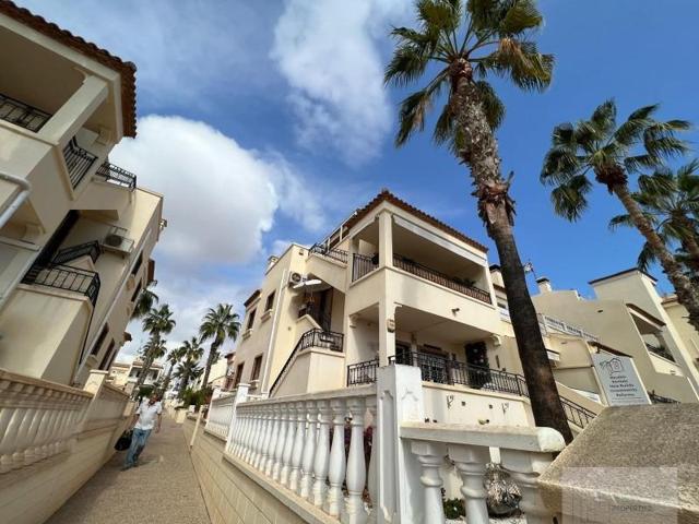 Bungalow en venta en Orihuela Costa, Playa Flamenca photo 0