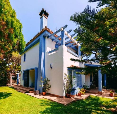 Chalet en venta en Conil de la Frontera, Roche photo 0