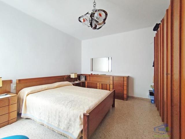 Piso en venta en Torrent, POBLE NOU photo 0
