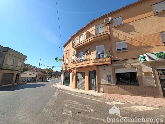 Piso en venta en Linares, Avenida Andrés Segovia, 23700 photo 0