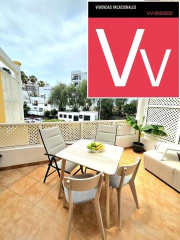 Apartamento en venta en Adeje photo 0