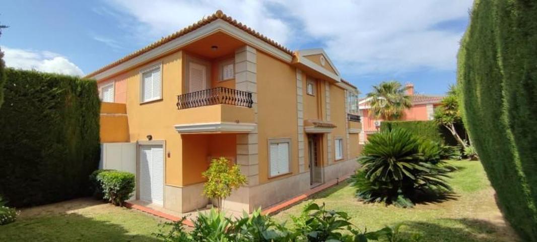 Adosada en venta en Benidorm, Rincón de Loix photo 0