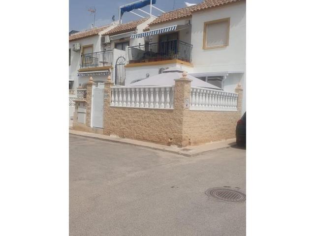 Casa en venta en Torrevieja photo 0