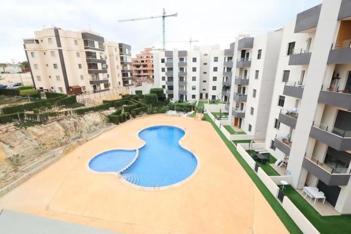 Apartamento en venta en San Miguel de Salinas, Pueblo 9 photo 0