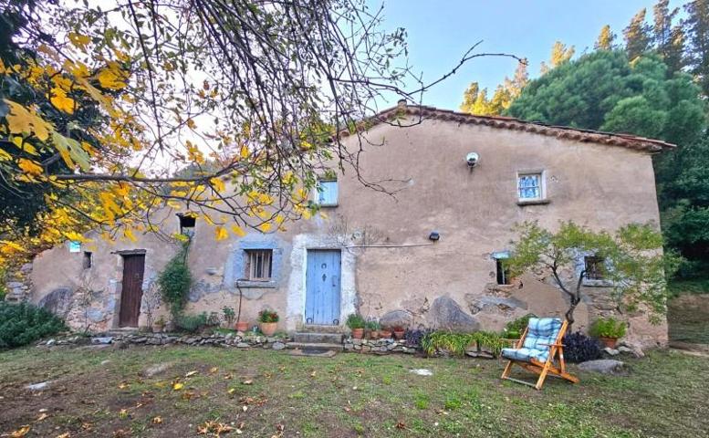 Casa con terreno en venta en Riells y Viabrea, Riells de Montseny photo 0