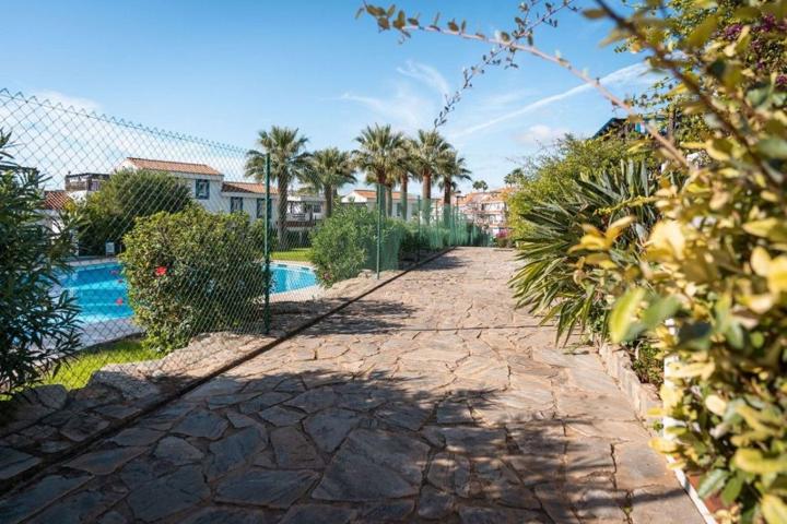 Piso en venta en Manilva, Alcorrín photo 0