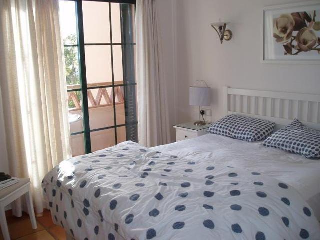 Adosada en venta en Finestrat, Alicante photo 0