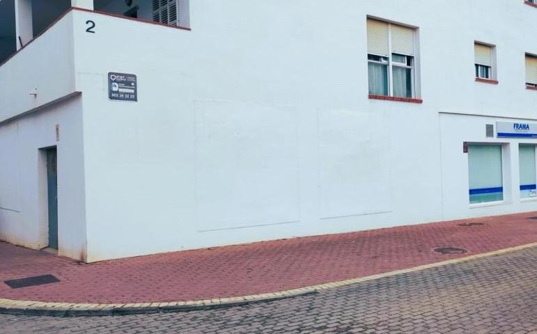 Local comercial en alquiler en Almería, Retamar - toyo photo 0