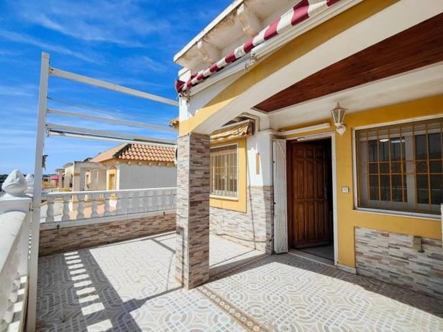 Bungalow en venta en Torrevieja, Parque de las Naciones photo 0