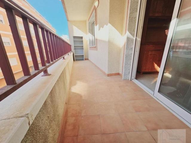 Apartamento en venta en Torrevieja, Centro photo 0