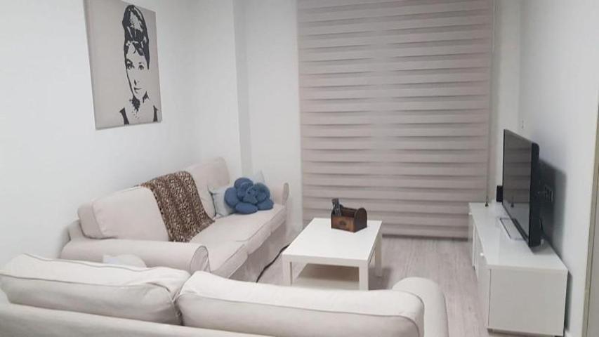 Apartamento en venta en Torrevieja photo 0