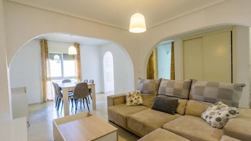 Bungalow en venta en Santa Pola, Calle de Creta, 03130 photo 0