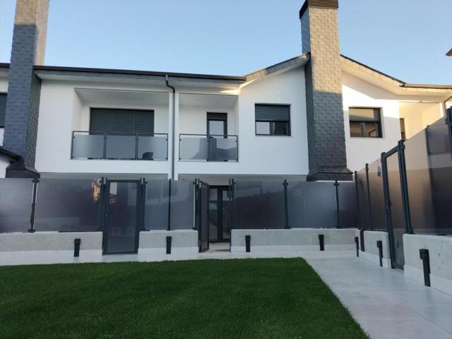 Adosada en venta en Grijota, Grijota photo 0