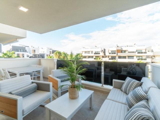 Apartamento en venta en Orihuela, Los Balcones y los Altos photo 0