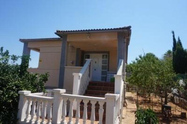 Casa en venta en la Bisbal del Penedès, La masieta photo 0