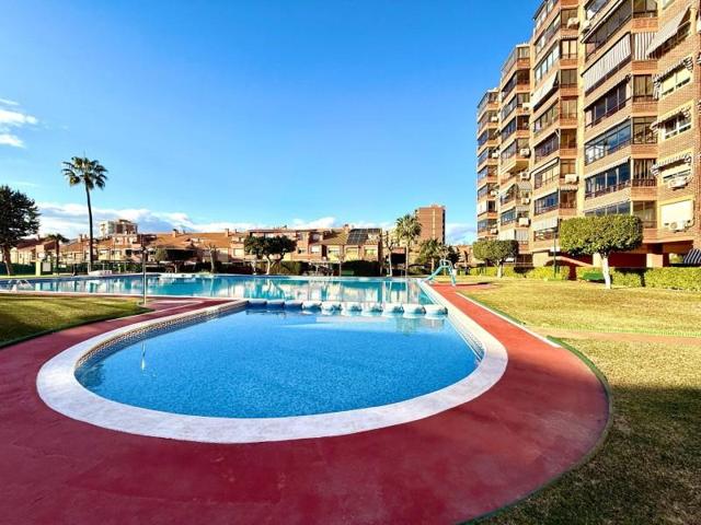 Apartamento en venta en Alicante, Playa de San Juan photo 0