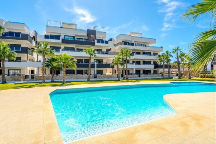 Apartamento en venta en Orihuela Costa photo 0