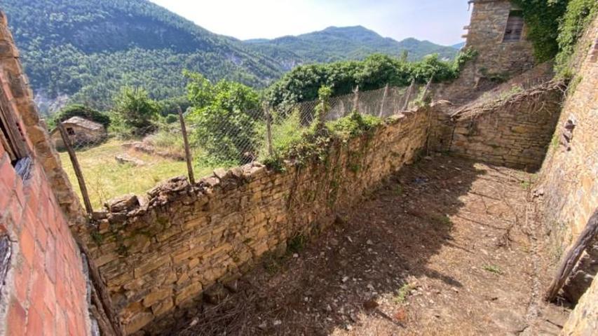 Casa con terreno en alquiler en Boltaña, Boltaña photo 0