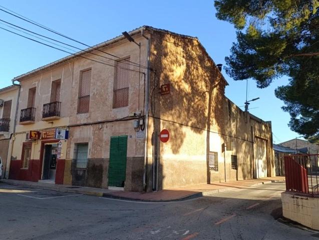 Casa en venta en Pinoso, Comunidad valenciana photo 0