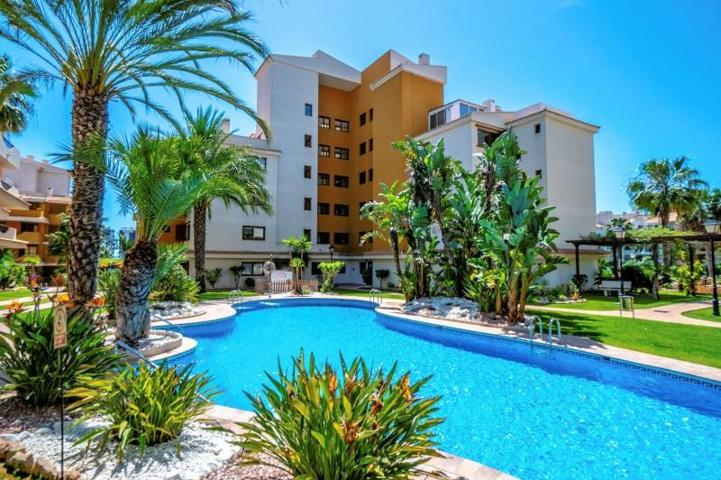 Apartamento en venta en Orihuela Costa photo 0