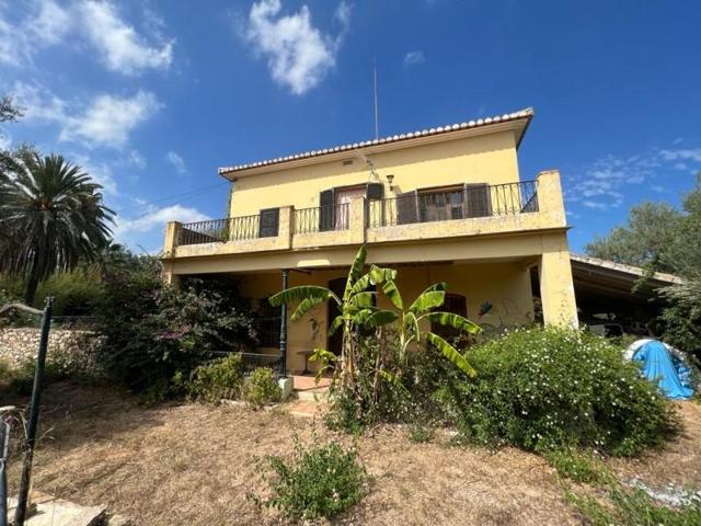 Casa con terreno en venta en Denia, Playa Las Marinas photo 0