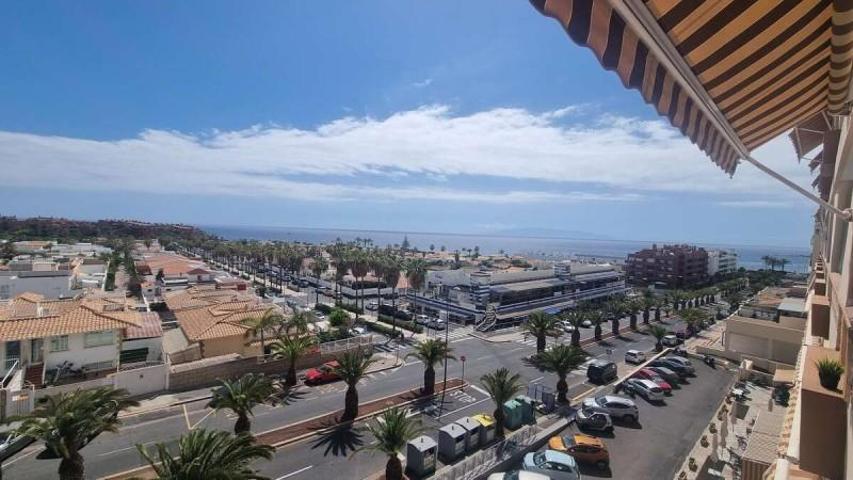 Apartamento en venta en Arona, El Palmar photo 0