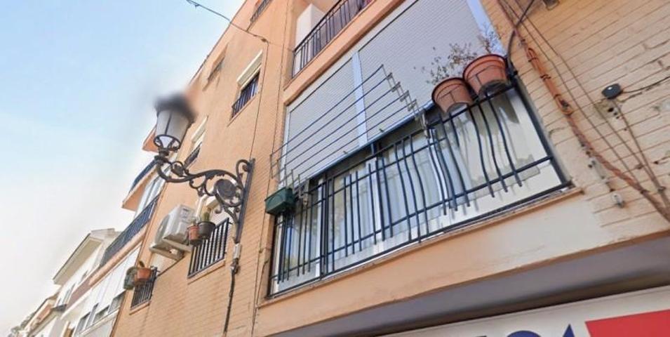 Piso en venta en Manises, El Mercado photo 0