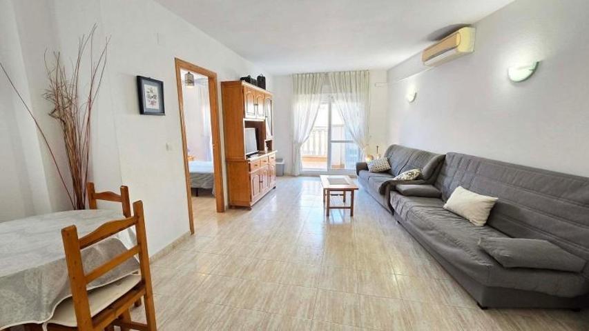 Apartamento en venta en Torrevieja photo 0