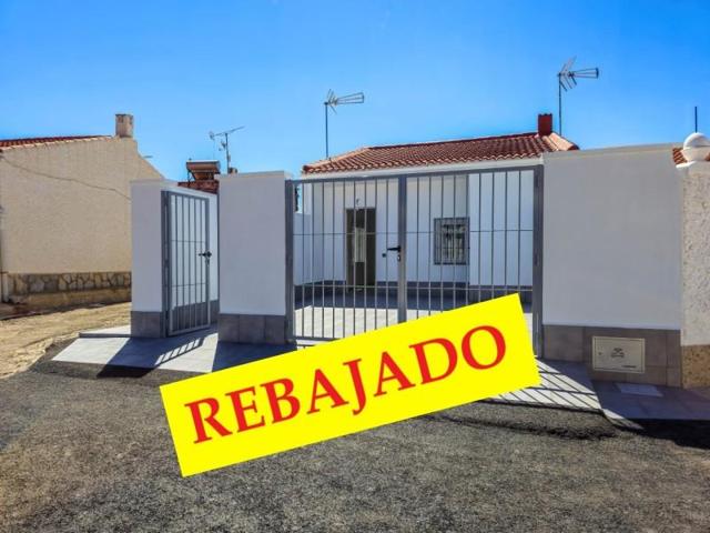 Bungalow en venta en Torrevieja photo 0