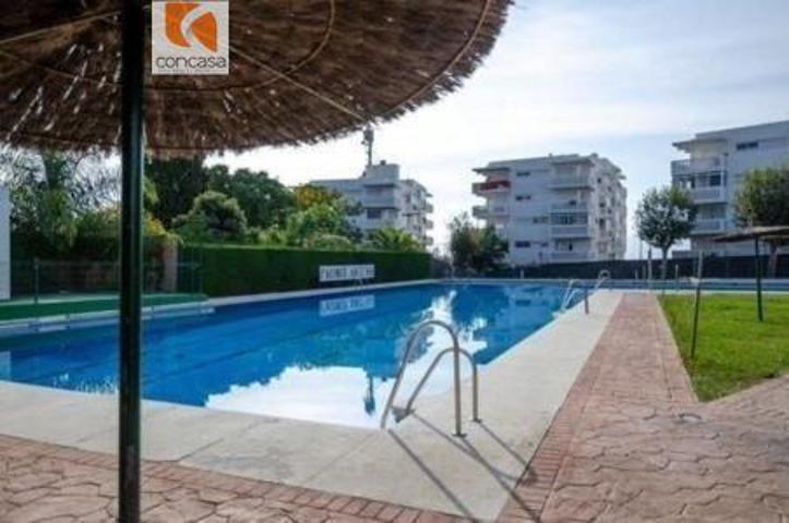 Apartamento en venta en Estepona, Parque Antena photo 0